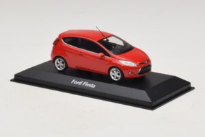 Ford Fiesta Mk7 Red Maxichamps 1:43 940088000 Diecast - image 3 of 5