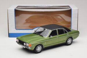 Ford Granada Mk1 Metallic Green & Black MCG 1:18 MCG18569 Diecast - image 6 of 6