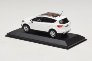 Ford Kuga Mk1 White Dealer Edition Minichamps 1:43 KUGA002 Diecast - image 3 of 5