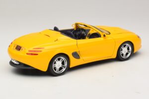 Ford Mustang Mach III Cabrio Yellow Maisto 1:18 32815 Diecast - image 3 of 8
