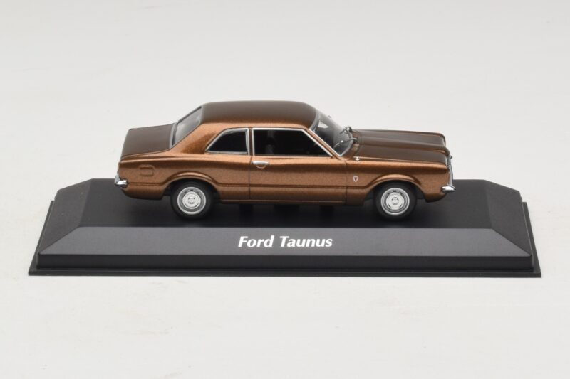 Ford Taunus TC Brown Metallic Maxichamps 1:43 940081300 Diecast