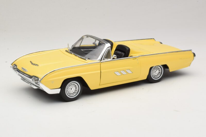 Ford Thunderbird Cabriolet Yellow Anson 1:18 30334-P1 Diecast