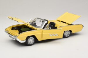 Ford Thunderbird Cabriolet Yellow Anson 1:18 30334-P1 Diecast - image 2 of 8