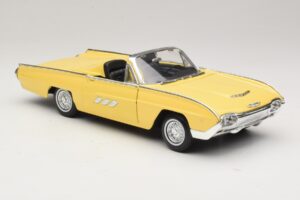 Ford Thunderbird Cabriolet Yellow Anson 1:18 30334-P1 Diecast - image 6 of 8