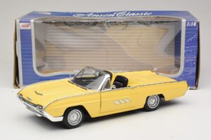 Ford Thunderbird Cabriolet Yellow Anson 1:18 30334-P1 Diecast - image 8 of 8