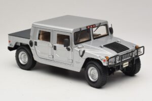 Hummer H1 Hard Top Silver Maisto 1:18 36857 Diecast - image 6 of 8