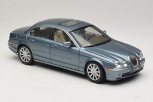 Jaguar S-Type X200 Blue Maisto 1:18 31865 Diecast - image 6 of 8