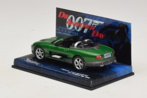 Jaguar XKR X100 Roadster Die Another Day Minichamps 1:43 045149 Diecast - image 3 of 5