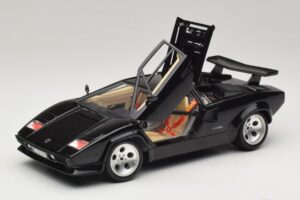 Lamborghini Countach 5000 Quattrovalvole Black Bburago 1:18 3337 Diecast - image 2 of 8