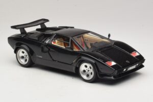 Lamborghini Countach 5000 Quattrovalvole Black Bburago 1:18 3337 Diecast - image 6 of 8