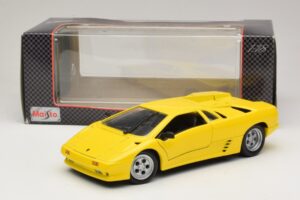 Lamborghini Diablo Yellow Maisto 1:18 32803 Diecast - image 8 of 8
