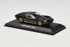 Lamborghini Miura P400 Black Maxichamps 1:43 940103000 Diecast - image 3 of 5