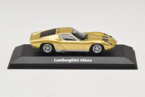 Lamborghini Miura P400 Gold Maxichamps 1:43 940103002 Diecast