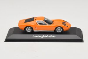 Lamborghini Miura P400 Orange Maxichamps 1:43 940103001 Diecast