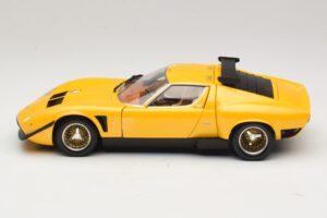 Lamborghini Miura SVR Yellow & Black Kyosho 1:18 08319GY Diecast - image 4 of 8