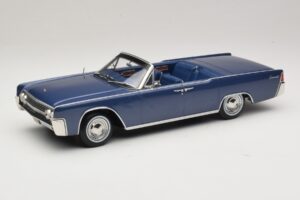 Lincoln Continental Convertible Blue Metallic The Lincoln Lawyer KK-Scale 1:18 KKDC181522 Diecast