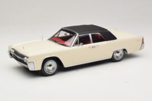 Lincoln Continental Convertible White John F. Kennedy KK-Scale 1:18 KKDC181523 Diecast - image 2 of 7