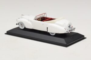 Lincoln Continental Convertible White Minichamps 1:43 400082501 Diecast - image 3 of 5