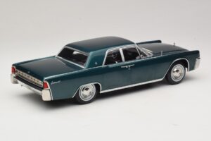 Lincoln Continental Dark Green Metallic Matrix Reloaded & Revolutions KK-Scale 1:18 KKDC181481 Diecast - image 2 of 6