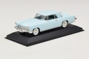 Lincoln Continental Mark II Light Blue Minichamps 1:43 400082304 Diecast - image 2 of 5