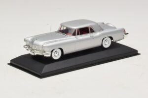 Lincoln Continental Mark II Silver Minichamps 1:43 400082301 Diecast - image 2 of 4