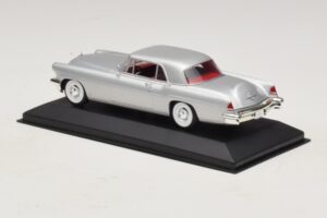 Lincoln Continental Mark II Silver Minichamps 1:43 400082301 Diecast - image 3 of 4