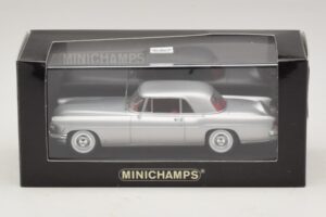 Lincoln Continental Mark II Silver Minichamps 1:43 400082301 Diecast - image 4 of 4