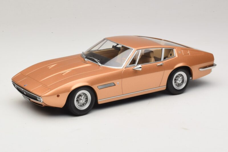 Maserati Ghibli Gold Metallic KK-Scale 1:18 Maserati Ghibli Gold Metallic KK-Scale 1:18 KKDC181274 Diecast