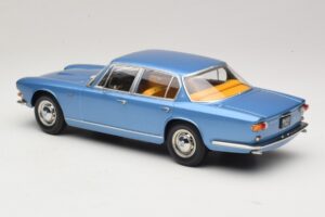 Maserati Quattroporte I Light Blue Metallic KK-Scale 1:18 KKDC181514 Diecast - image 5 of 6