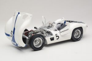 Maserati Tipo 61 #5 Camoradi S. Moss / D. Gurney 1000km Nurburgring Winner 1960 Minichamps 1:12 120601205 Diecast - image 2 of 8
