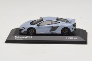 McLaren 675LT Ceramic Grey Minichamps 1:43 537154420 Diecast