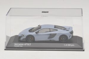 McLaren 675LT Ceramic Grey Minichamps 1:43 537154420 Diecast - image 4 of 5