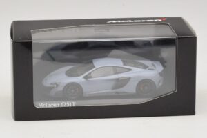 McLaren 675LT Ceramic Grey Minichamps 1:43 537154420 Diecast - image 5 of 5