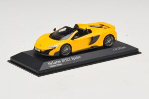 McLaren 675LT Spider Volcano Yellow Minichamps 1:43 537154430 Diecast - image 2 of 5