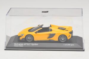 McLaren 675LT Spider Volcano Yellow Minichamps 1:43 537154430 Diecast - image 4 of 5