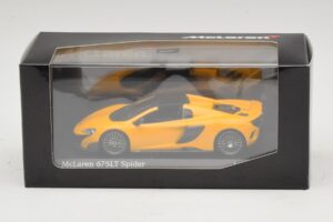 McLaren 675LT Spider Volcano Yellow Minichamps 1:43 537154430 Diecast - image 5 of 5