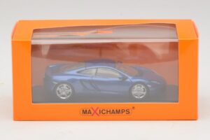 McLaren MP4-12C Blue Metallic Maxichamps 1:43 940133021 Diecast - image 5 of 5