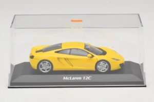 McLaren MP4-12C Yellow Maxichamps 1:43 940133020 Diecast - image 4 of 5