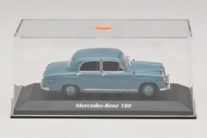 Mercedes 180 W120 Blue Maxichamps 1:43 940033102 Diecast - image 4 of 5