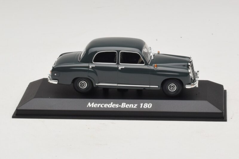 Mercedes 180 W120 Grey Maxichamps 1:43 Mercedes 180 W120 Grey Maxichamps 1:43 940033100 Diecast