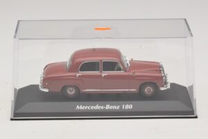 Mercedes 180 W120 Red Maxichamps 1:43 940033101 Diecast - image 4 of 5