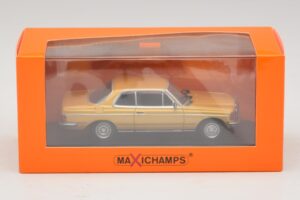 Mercedes 230 CE C123 Gold Metallic Maxichamps 1:43 940032220 Diecast - image 5 of 5