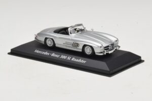 Mercedes 300 SL W198 Roadster Silver Maxichamps 1:43 940039030 Diecast - image 3 of 5