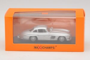 Mercedes 300 SL W198 Silver Maxichamps 1:43 940039000 Diecast - image 5 of 5