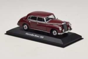 Mercedes 300 W186 Dark Red Maxichamps 1:43 940039060 Diecast - image 3 of 5