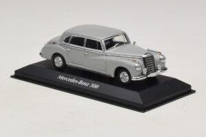 Mercedes 300 W186 Grey Maxichamps 1:43 940039061 Diecast - image 3 of 5