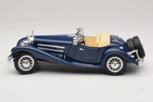 Mercedes 500K Roadster Blue Bburago 1:20 3070 Diecast - image 4 of 8