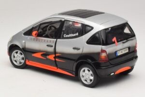 Mercedes A-Class W168 D. Coulthard Silver Maisto 1:18 35841 Diecast - image 7 of 8