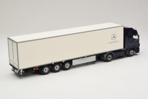 Mercedes Actros 1044 Blue Minichamps 1:43 B66000604 Diecast - image 2 of 7