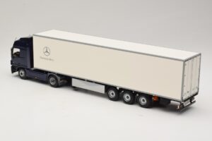 Mercedes Actros 1044 Blue Minichamps 1:43 B66000604 Diecast - image 5 of 7
